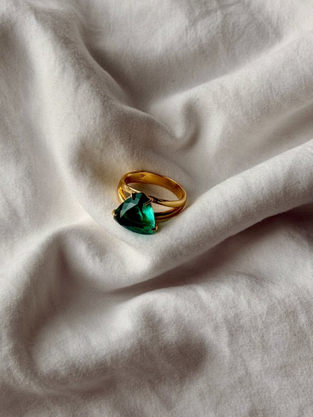 Classic Triangle Travel Ring - Gold - Reconstituted Paraiba Tourmaline, 8